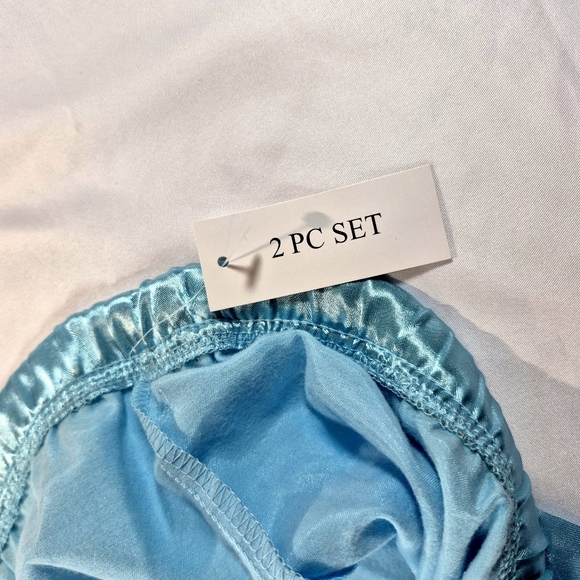 NWOT Vintage Kathryn Blue Satin Embroidered PJ Set Pajamas Sleepwear Large. - Picture 6 of 16